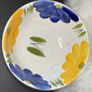 La Primula White Italian Maxam Pasta Salad Bowl Ceramic Blue Yellow Flower